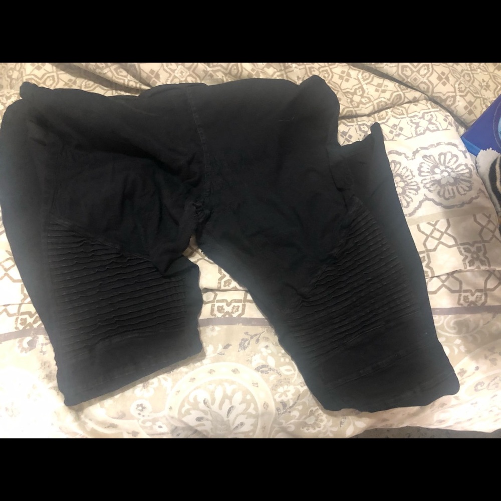 Maternity jeggings
